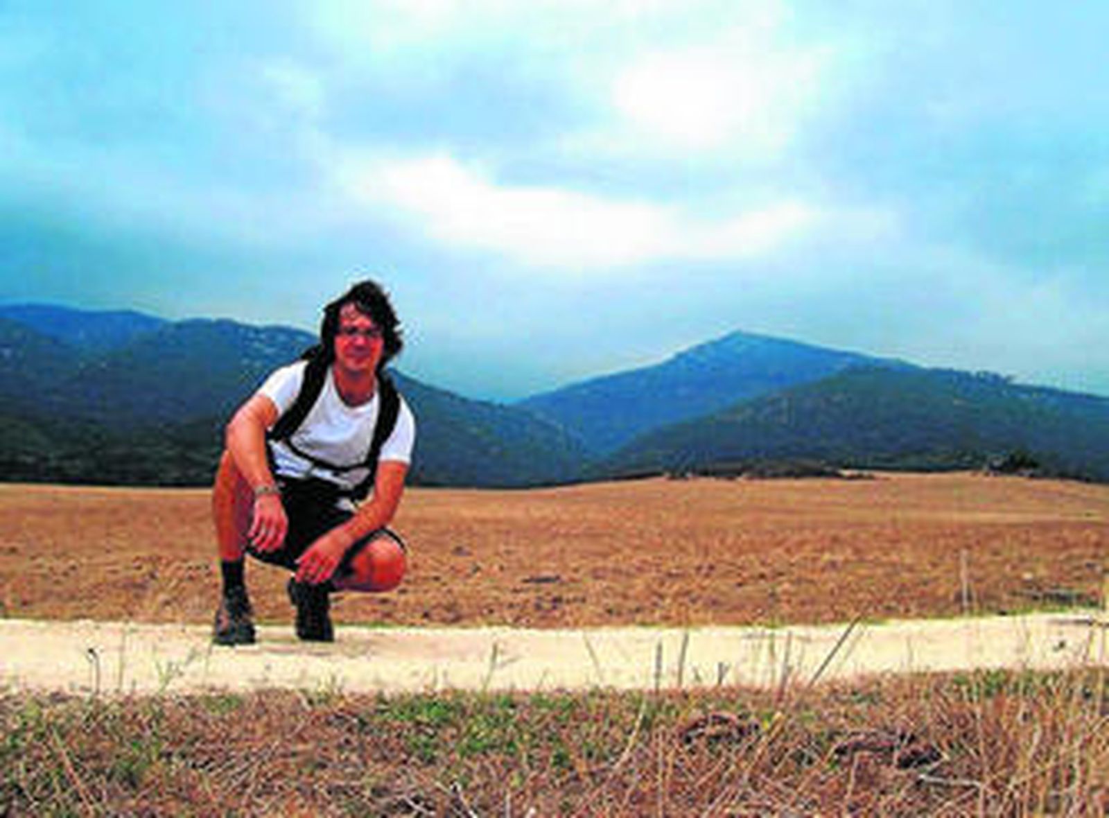 "Incluyo datos de historia y le doy un toque irónico"