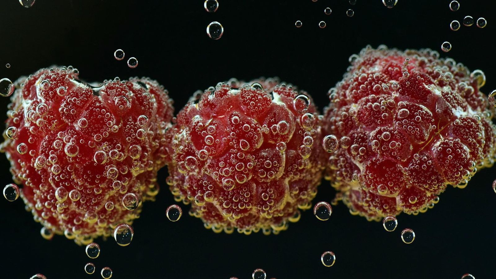 Los frutos rojos tienen un alto contenido de agua