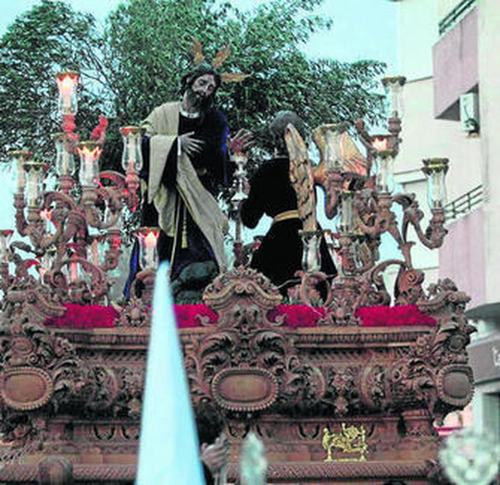 Oración en el Huerto, durante su itinerario.