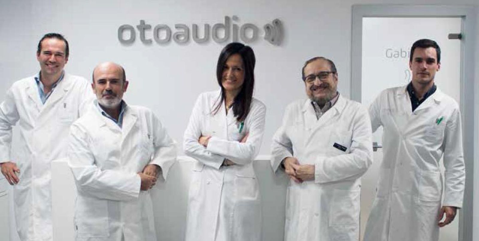 "Tecnología de vanguardia y trato cercano al servicio de nuestros pacientes".