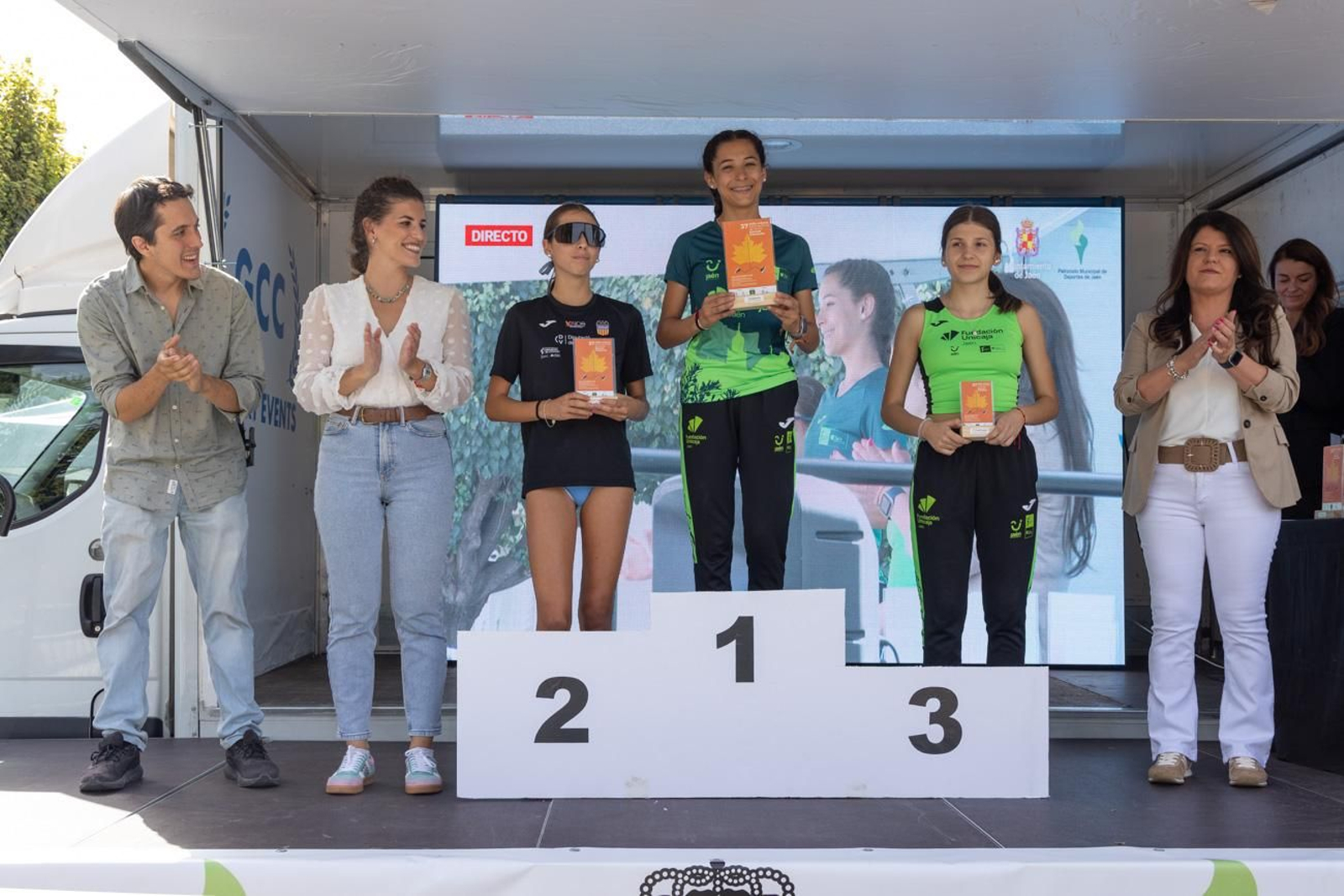 Ignacio Fontes y Marta Serrano reinan en la XXXVII Milla Urbana Internacional de Otoño 'Manuel Pancorbo'