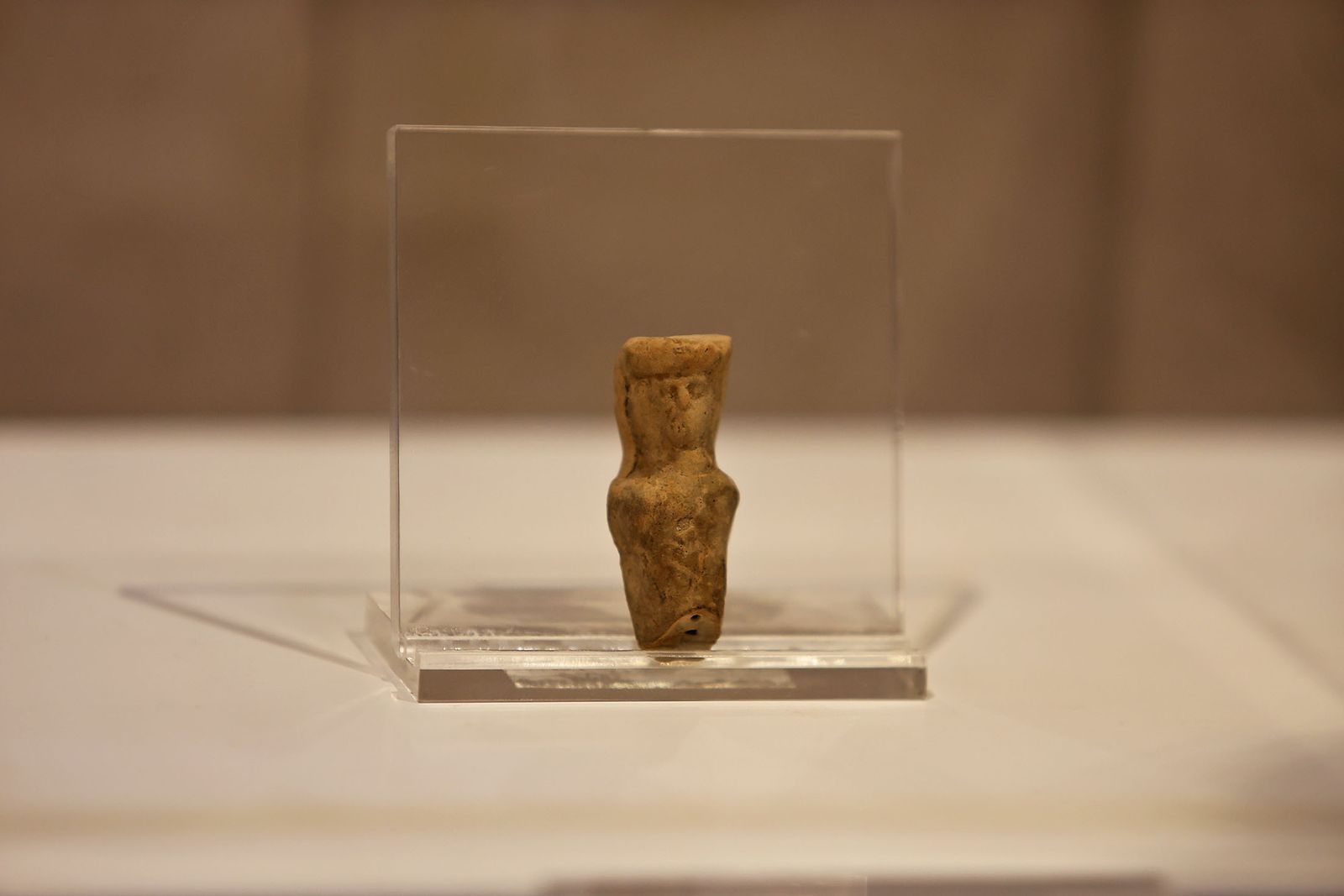 Imágenes de la Recepción en el Museo de Huelva del silbato turdetano hallado en Doñana