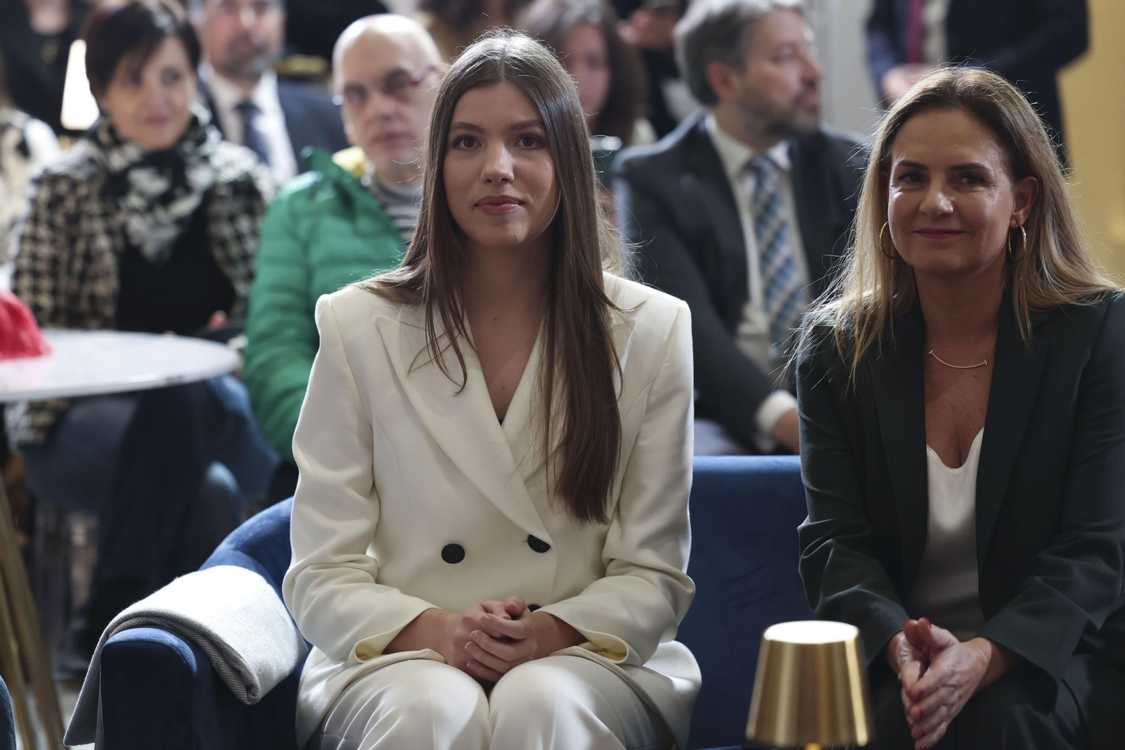 El álbum del primer acto institucional presidido por la infanta Sofía