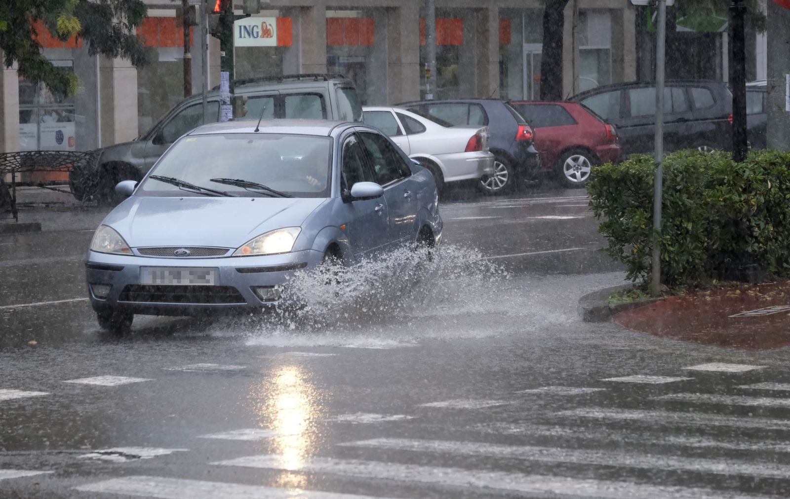 Las imágenes de la tromba de agua que ha caído en Córdoba este viernes