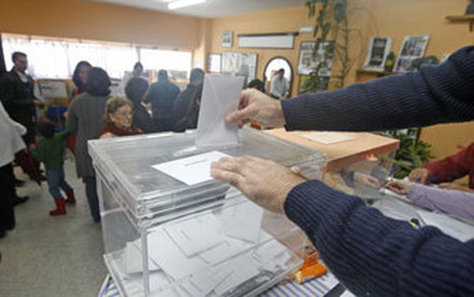 Aurelio Romero: "Logramos más votos con menos participación"