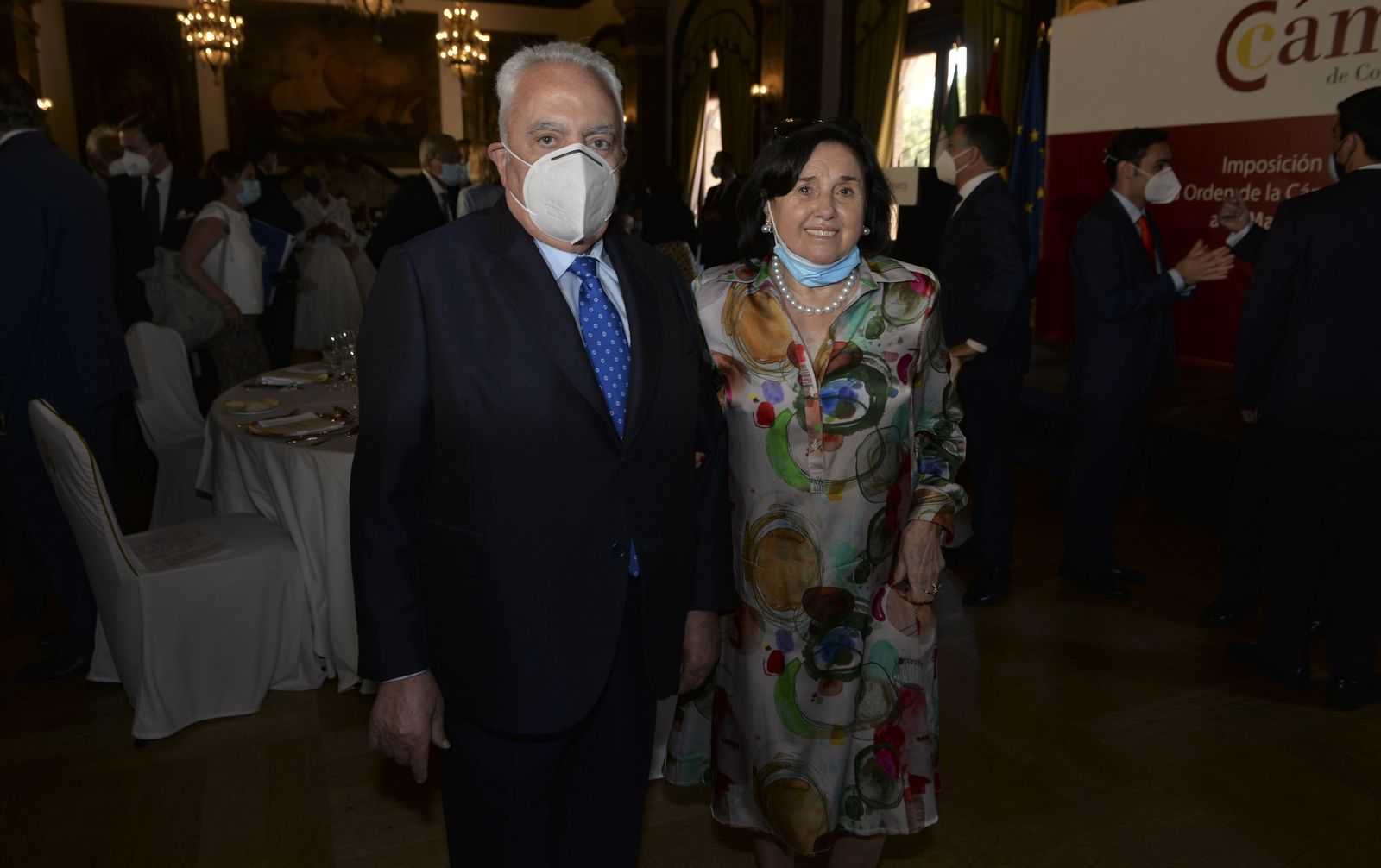 Imposición de la Encomienda de la Orden de la Cámara de España