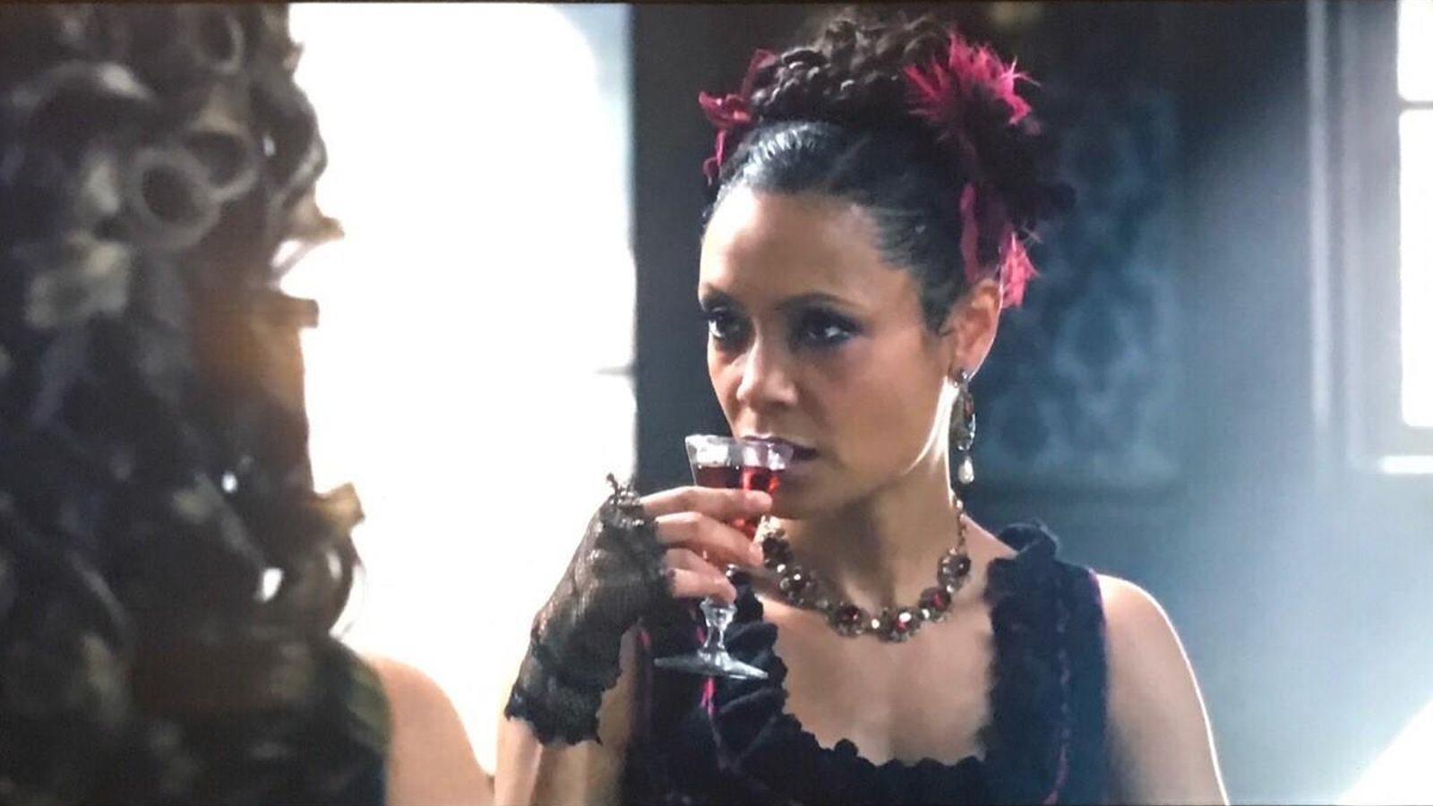 Meave, de 'Westworld', aficionada al jerez.