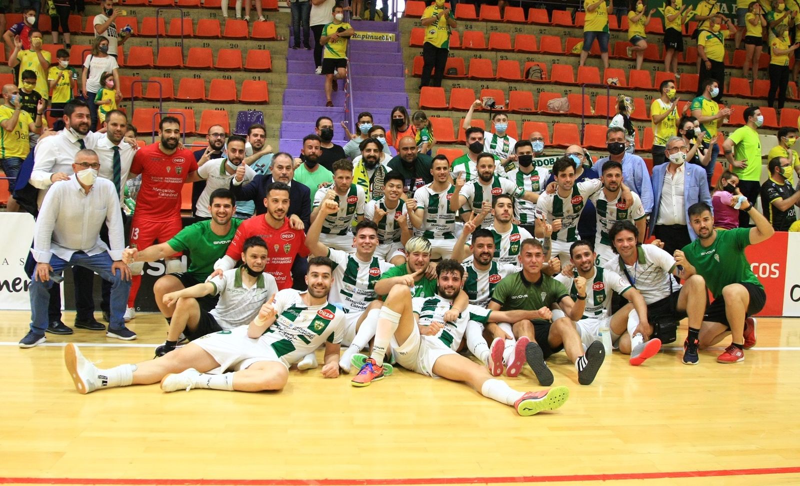 Las imágenes de la victoria del Córdoba Futsal en Jaén