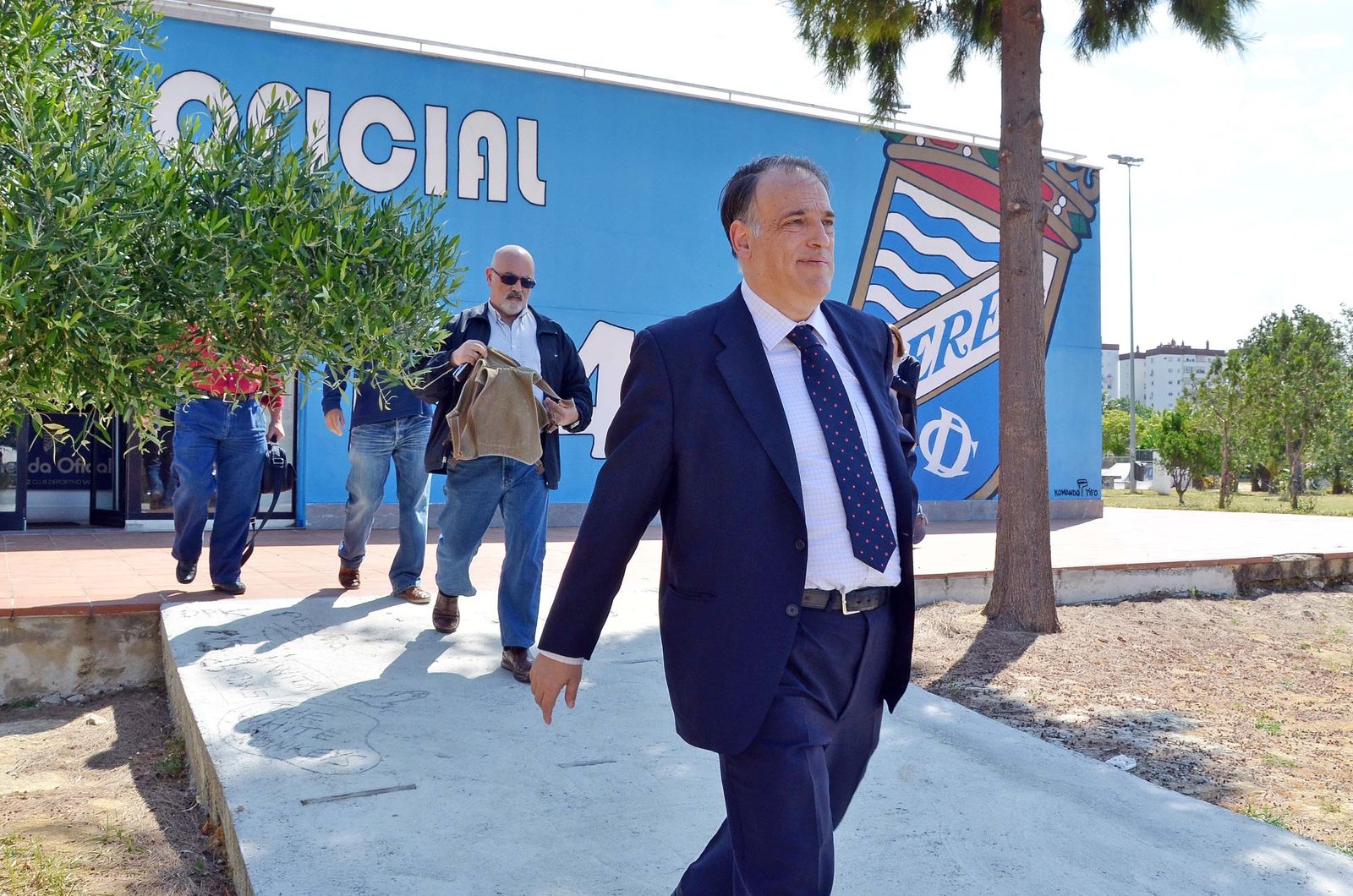 Tebas, en su visita al Xerez CD a finales de la temporada 2012-13.