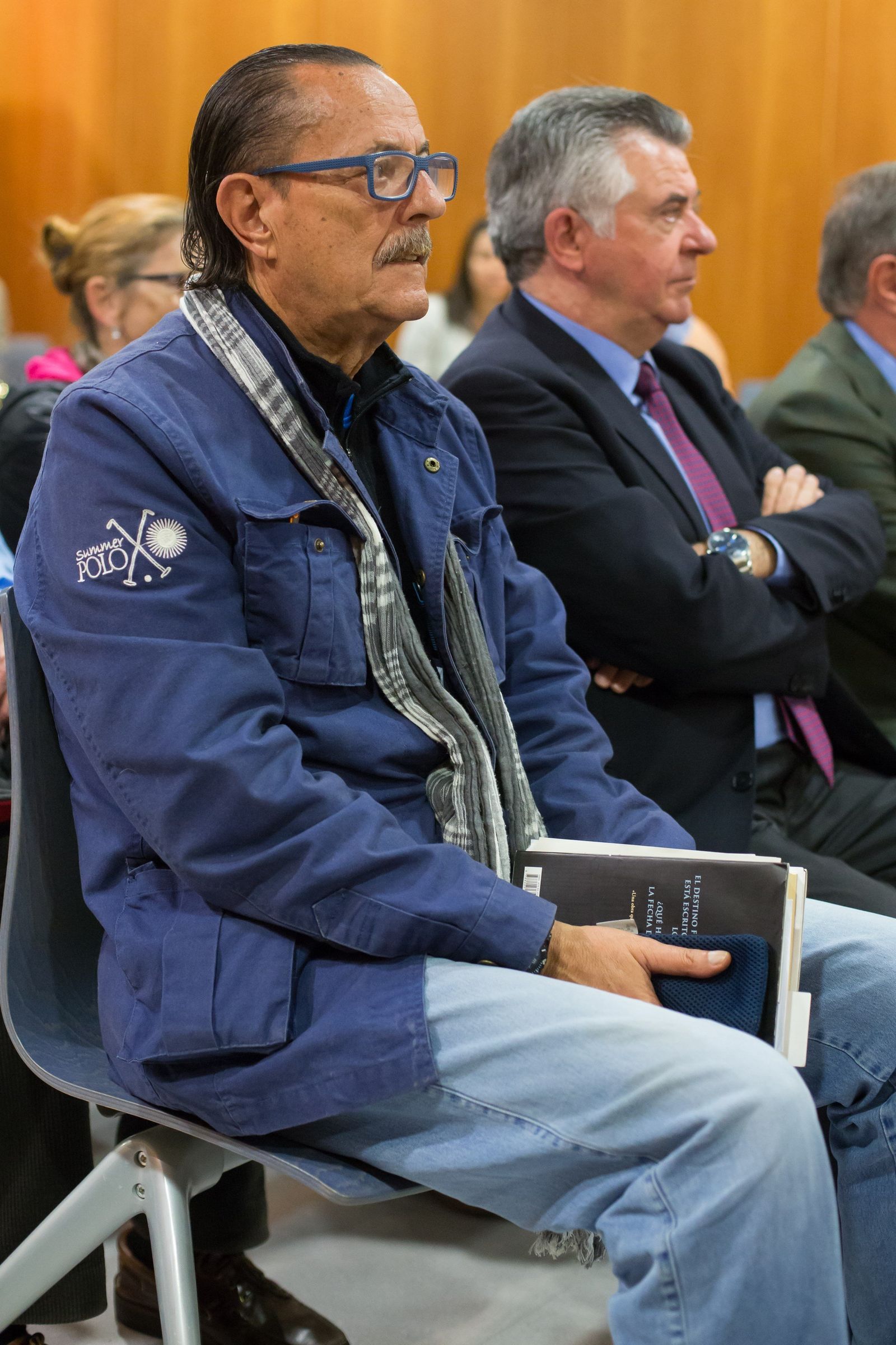 Julián Muñoz y Juan Antonio Roca, ayer en un momento del juicio.