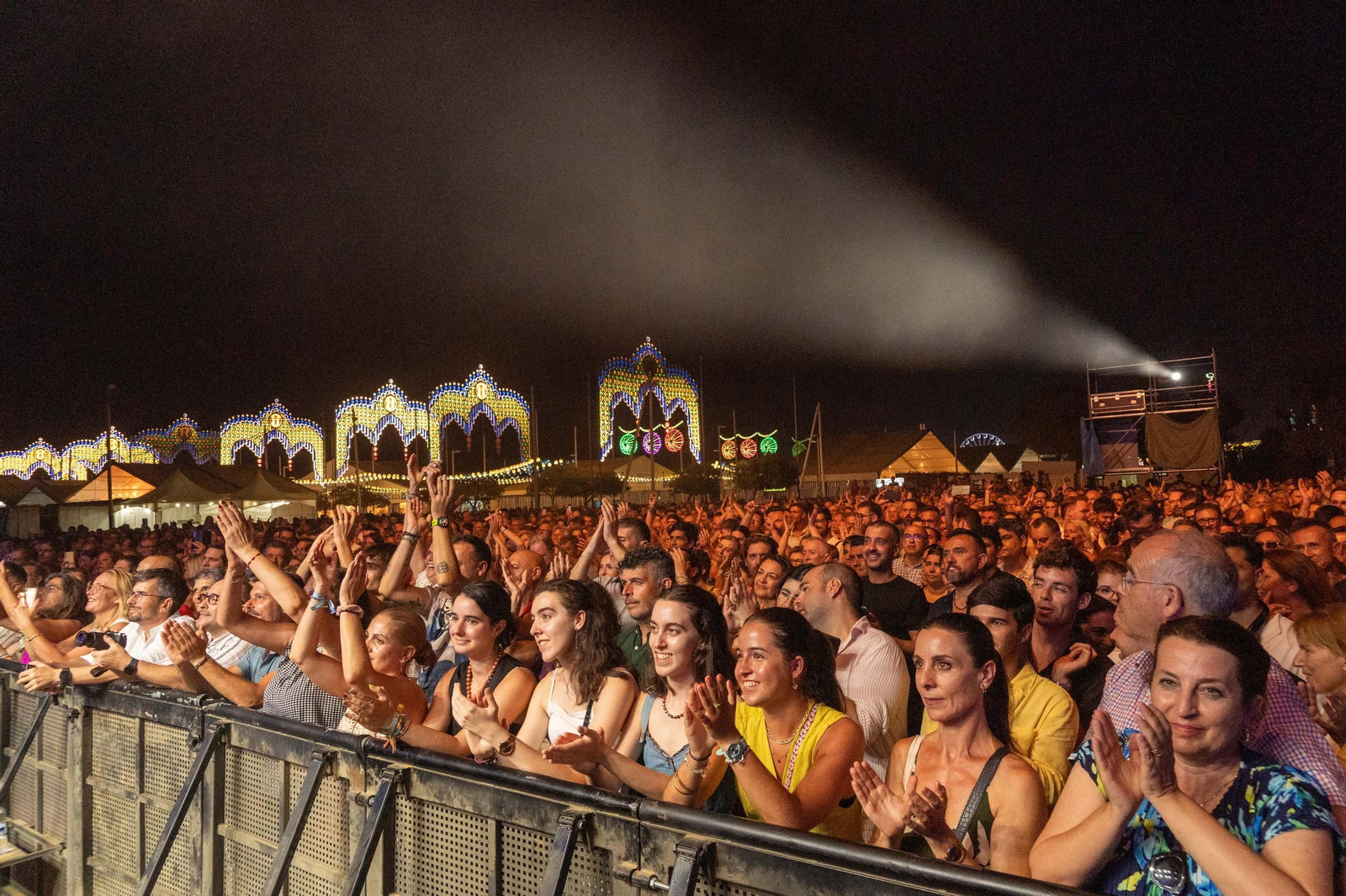 Colombinas 2025: Imágenes del concierto de Pastora Soler en las Fiestas Colombinas