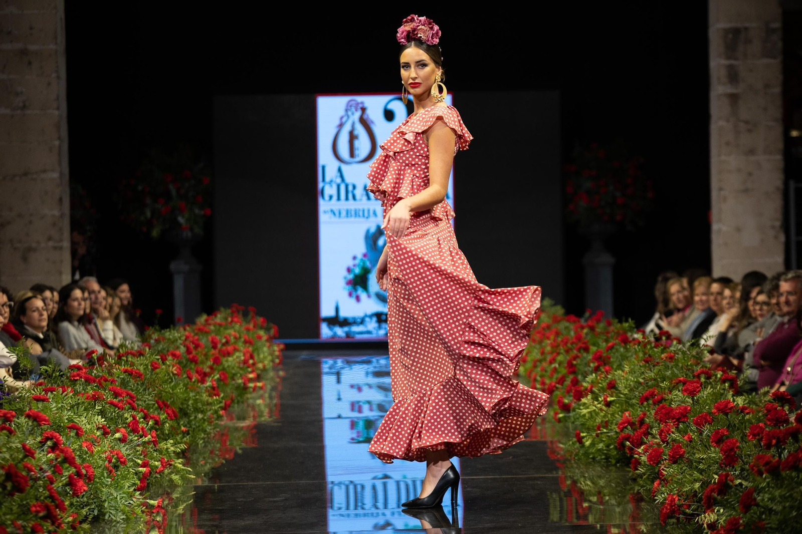 Los trajes de flamenca más bonitos de la Pasarela Flamenca Jerez 2023, todas las fotos