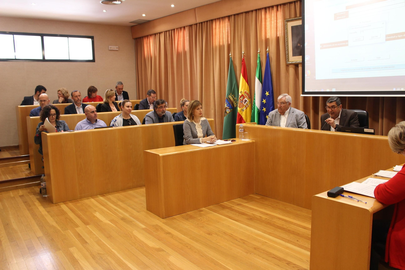 Un momento del Pleno de Vélez.