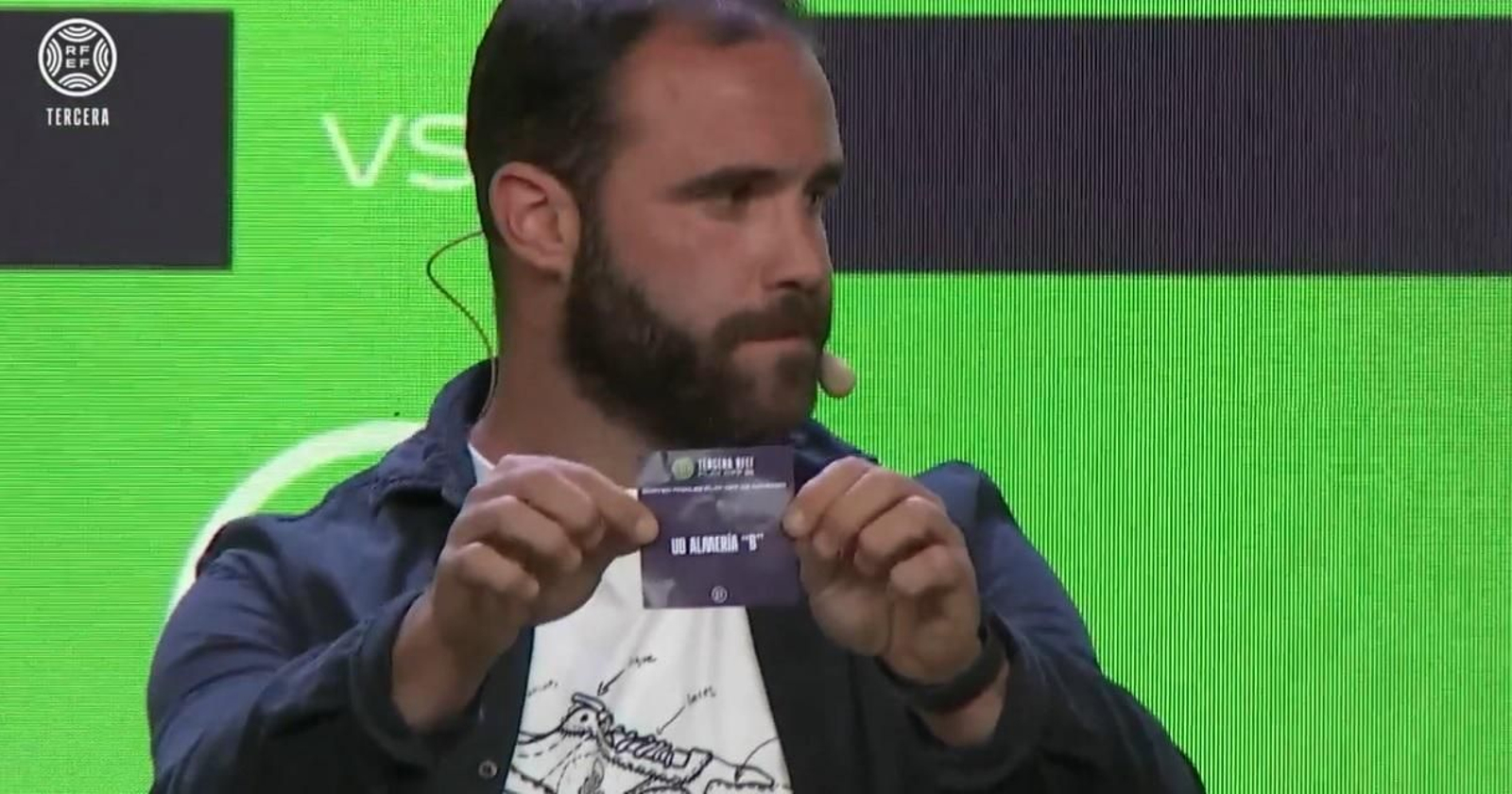 Momento de la extracción de la bola del Almería B