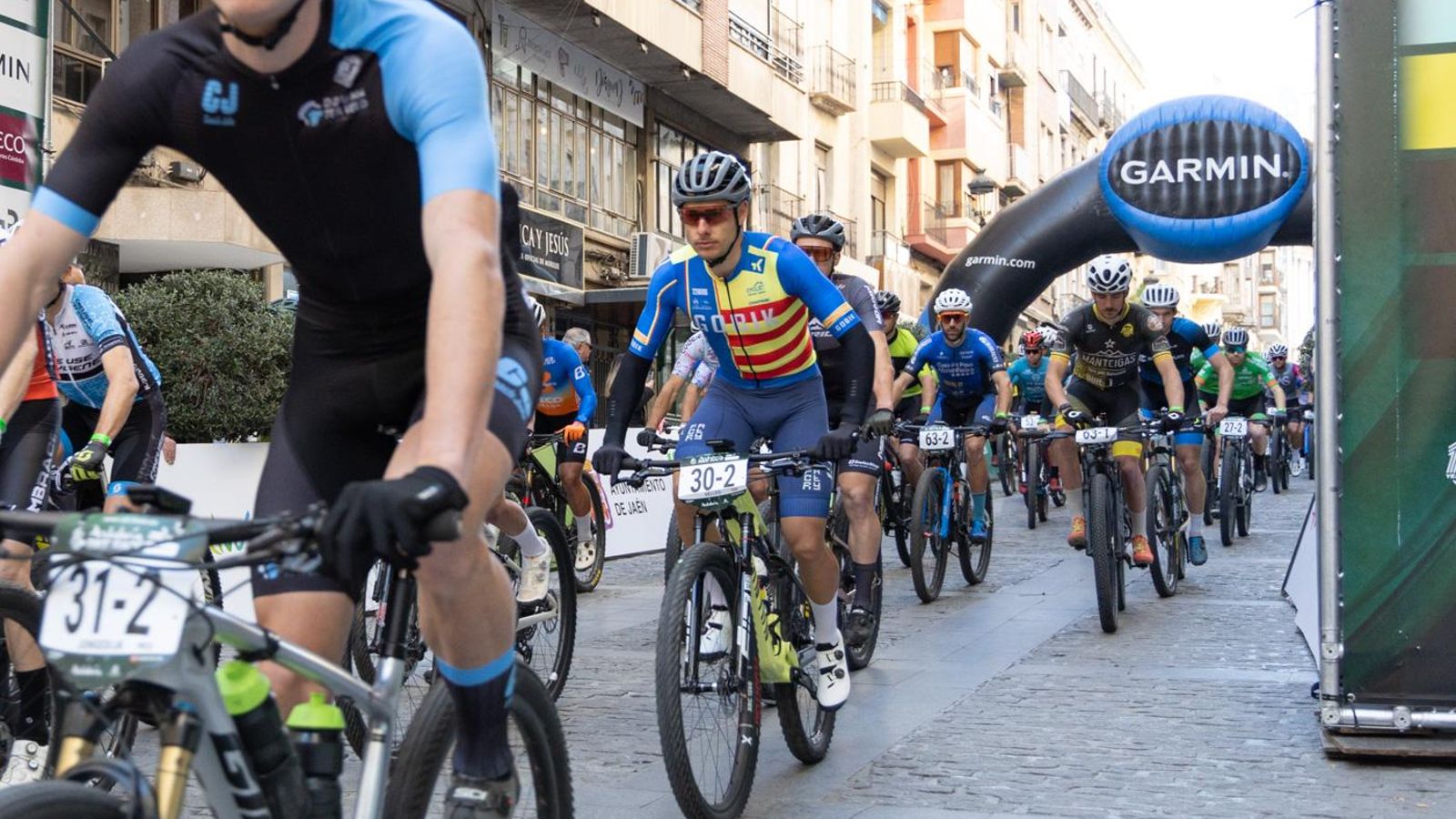En imágenes: la Andalucía Bike Race llega a Jaén en su tercera etapa