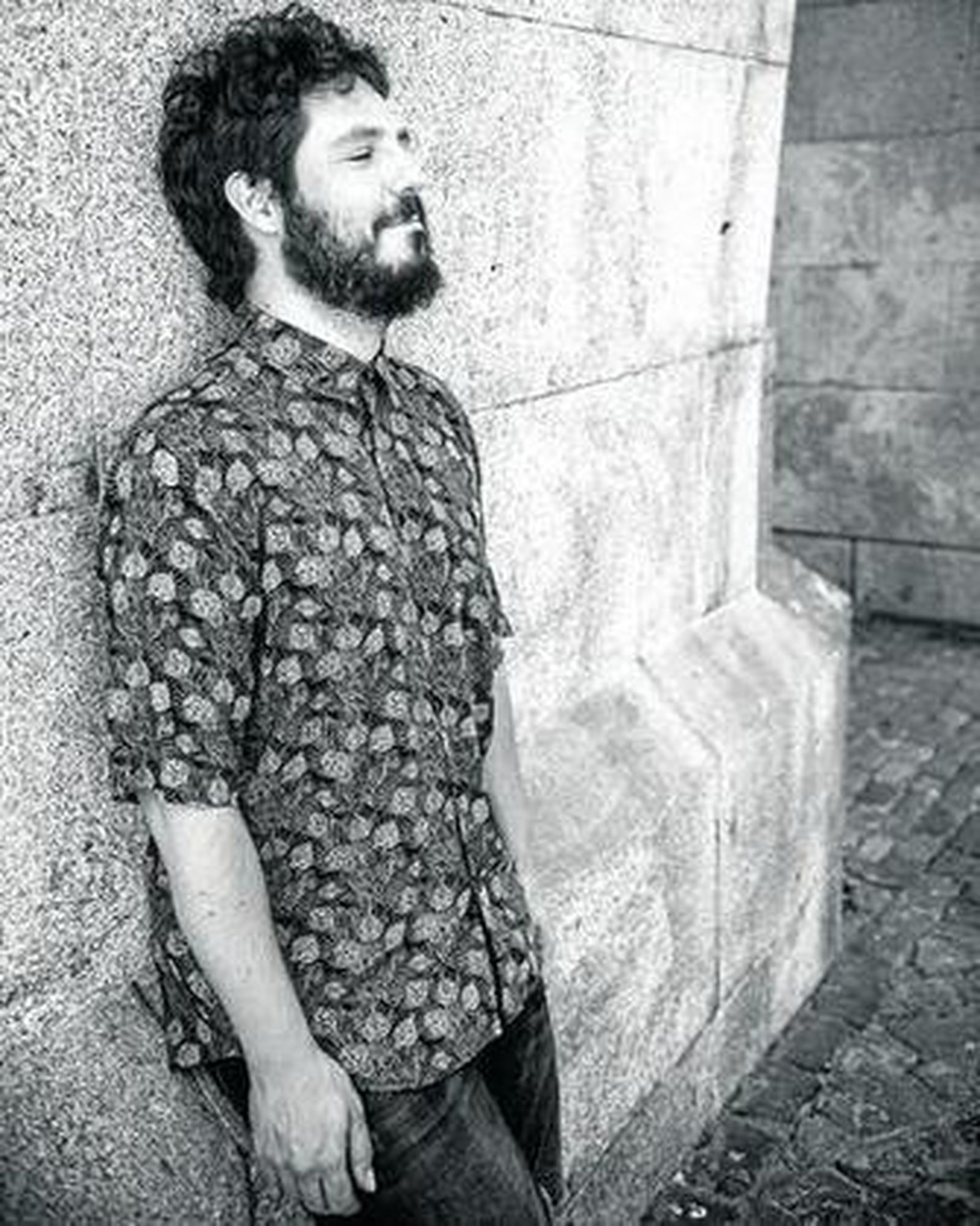 El Kanka posa risueño durante una sesión fotográfica de promoción.