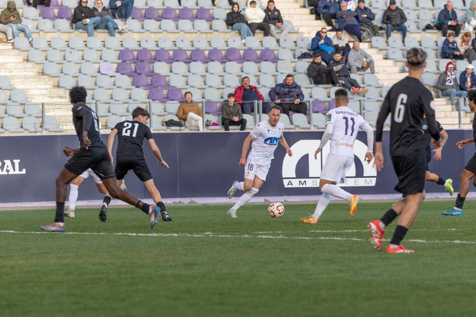 Las mejores fotos de la goleada del Real Jaén al Poli Ejido