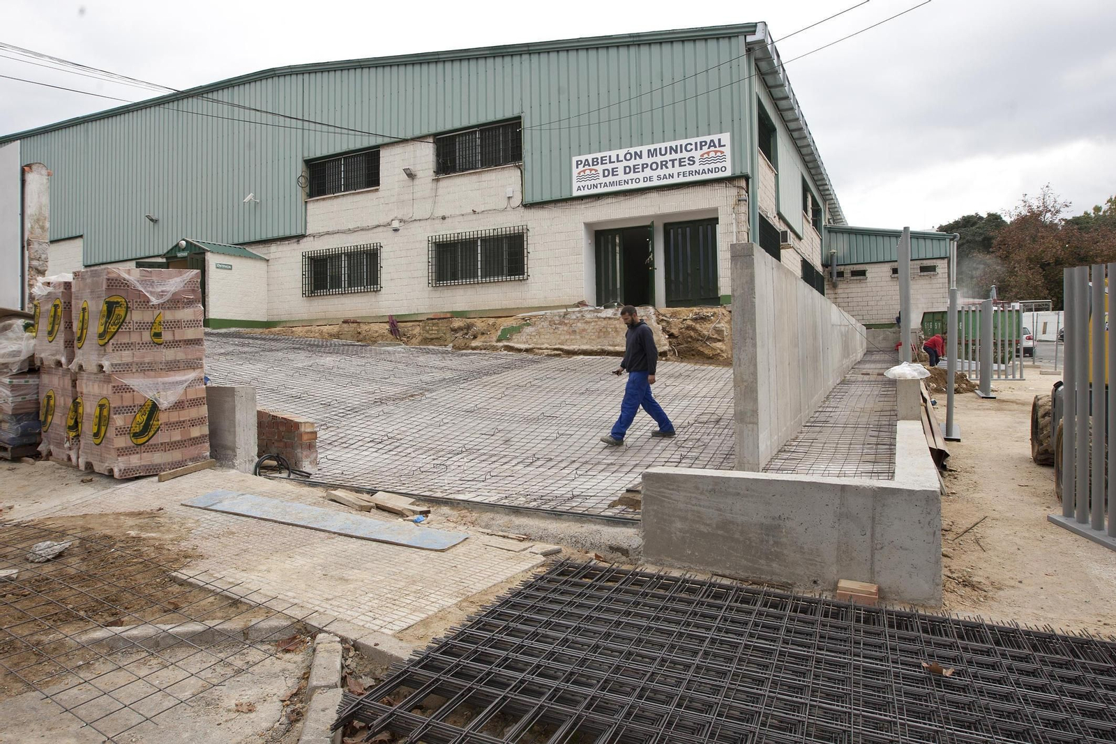 Trabajos en el pabellón deportivo del Parque, durante las últimas obras que se llevaron a cabo en 2016