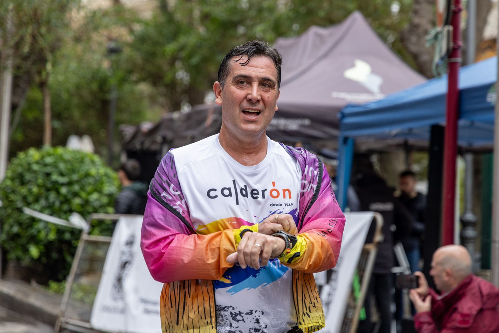En imágenes: la lluvia no frena a más de un millar de corredores en la V Carrera Popular del IES San Juan Bosco (2)