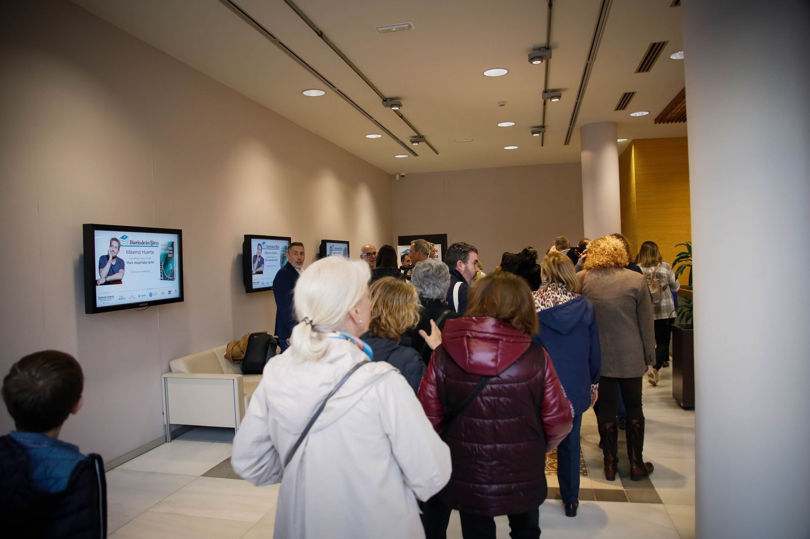 ¿Has estado en la presentación del libro de Máximo Huerta? Entra en la galería y buscate