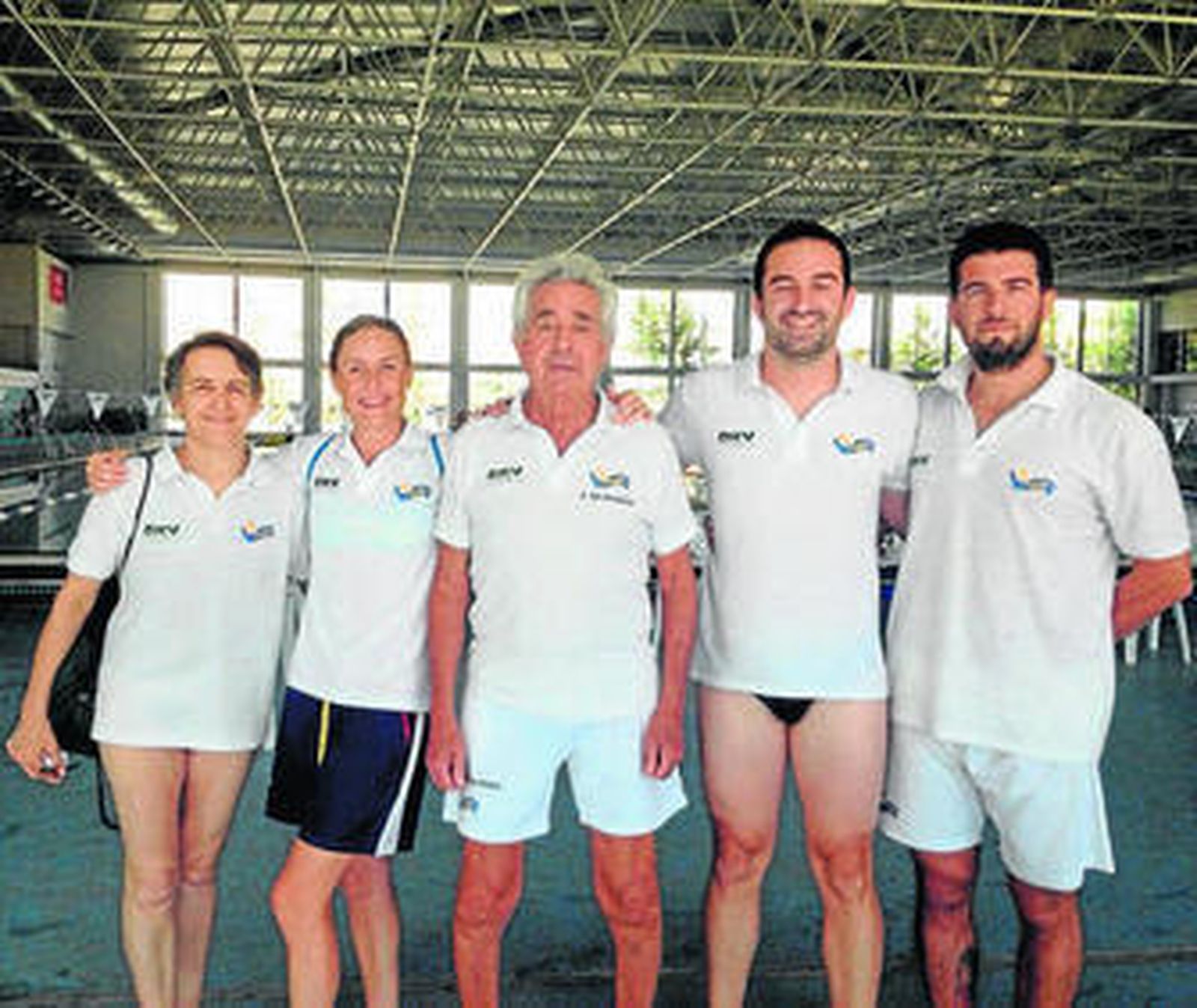 Los cinco participantes del CN Jerez en el torneo regional.