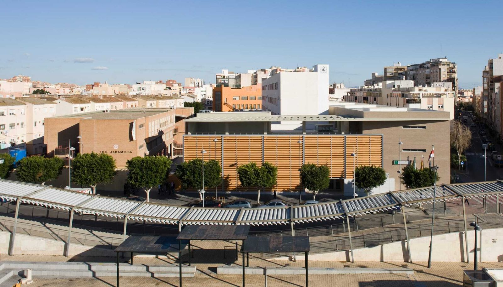 Vista general del IES Alhamilla de Almería, que va a ser ampliado.