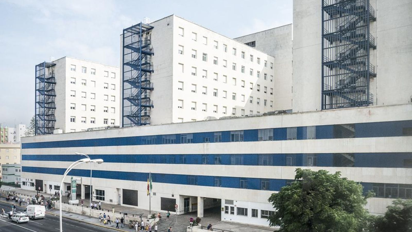 Fachada de Hospital Puerta del Mar