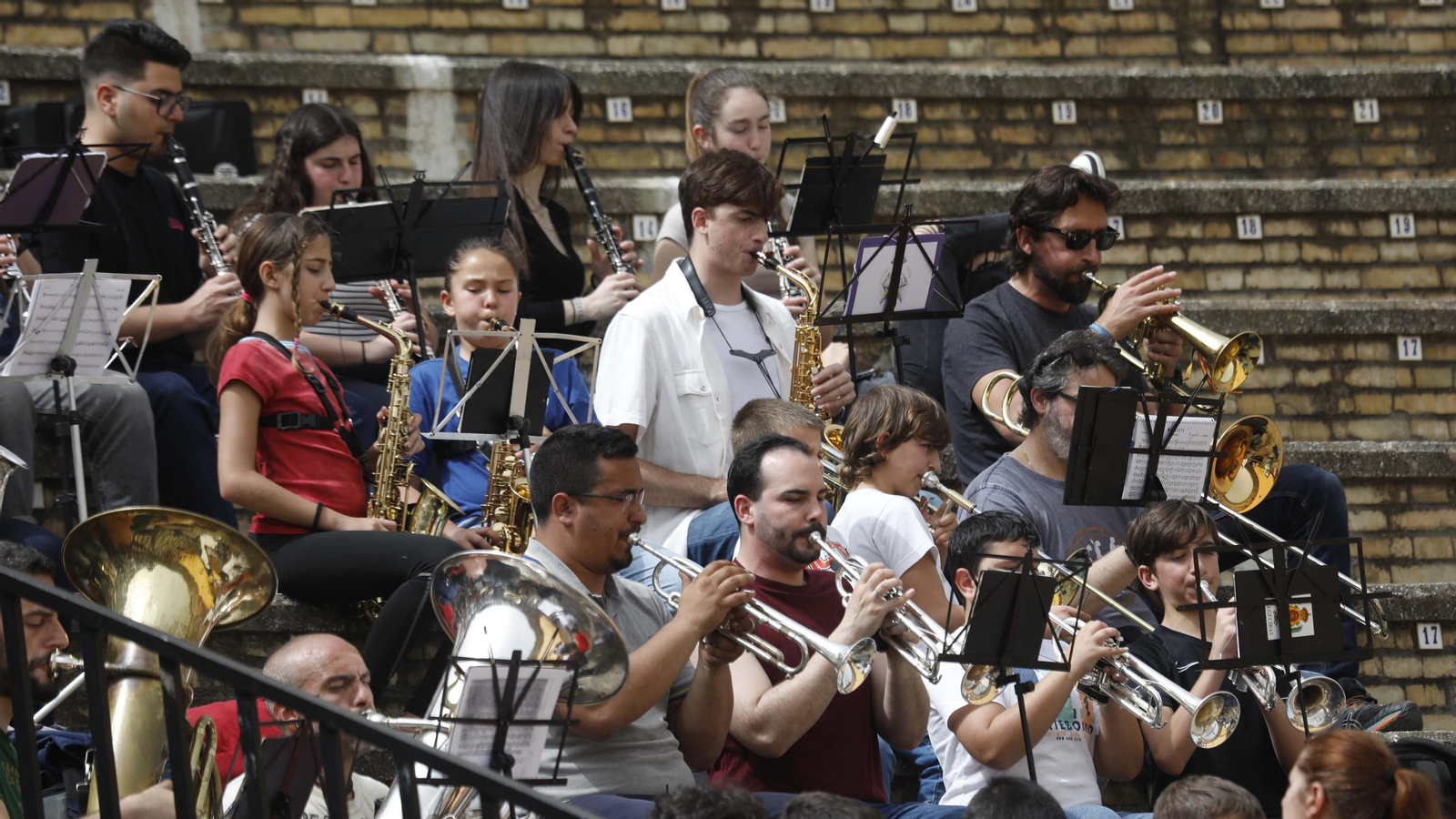 La clase magistral de tauromaquia organizada por Miguelete, en imágenes