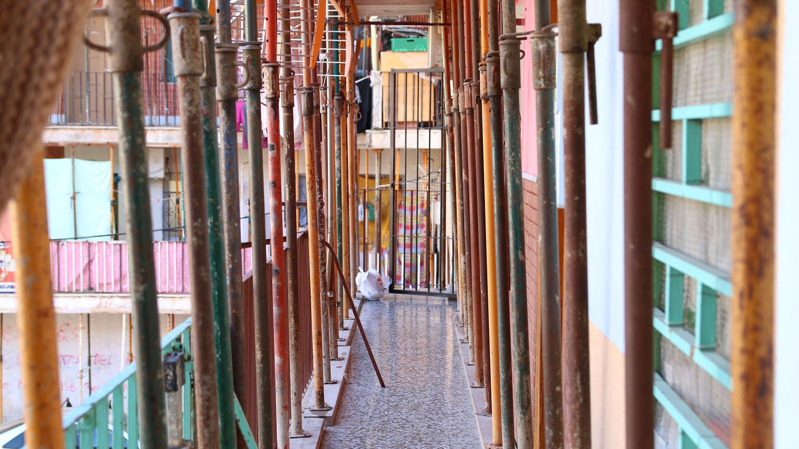 Así son los pasillos comunes de El Patio.