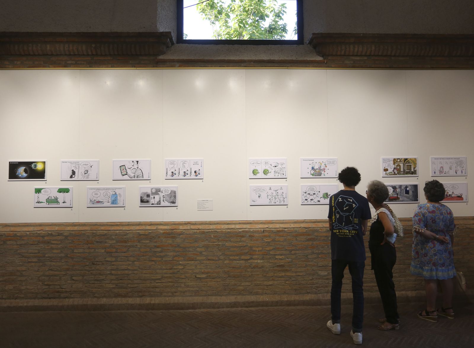 Exposición de viñetas de Miki y Duarte (fotos)