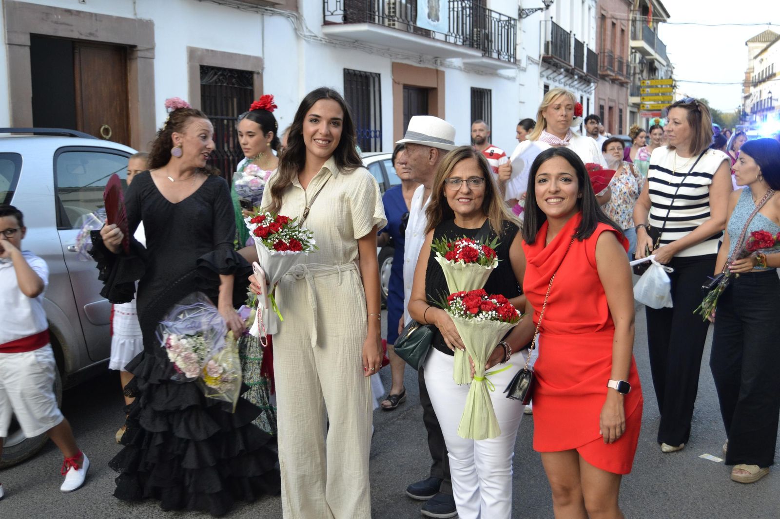 El pregón y la ofrenda floral a la Virgen de la Estrella en Villa del Río, en imágenes