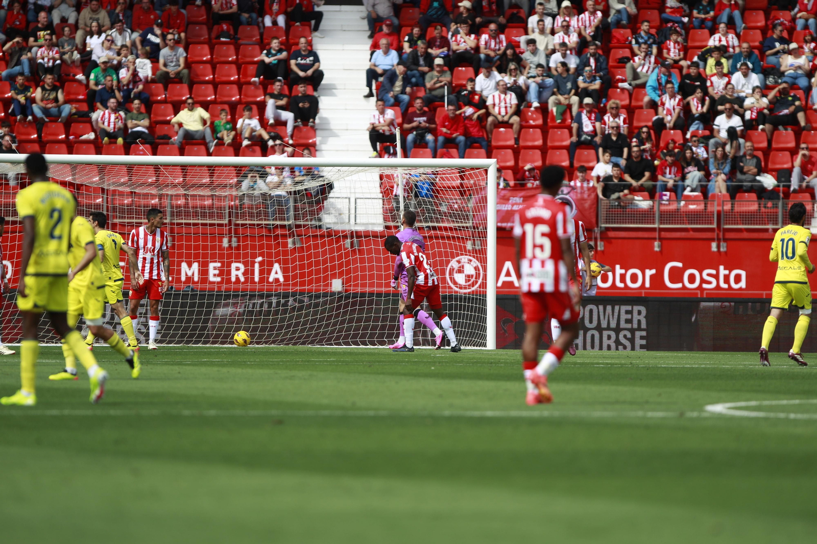 Las mejores imágenes del partido de fútbol U.D. Almería-Villarreal C.F.
