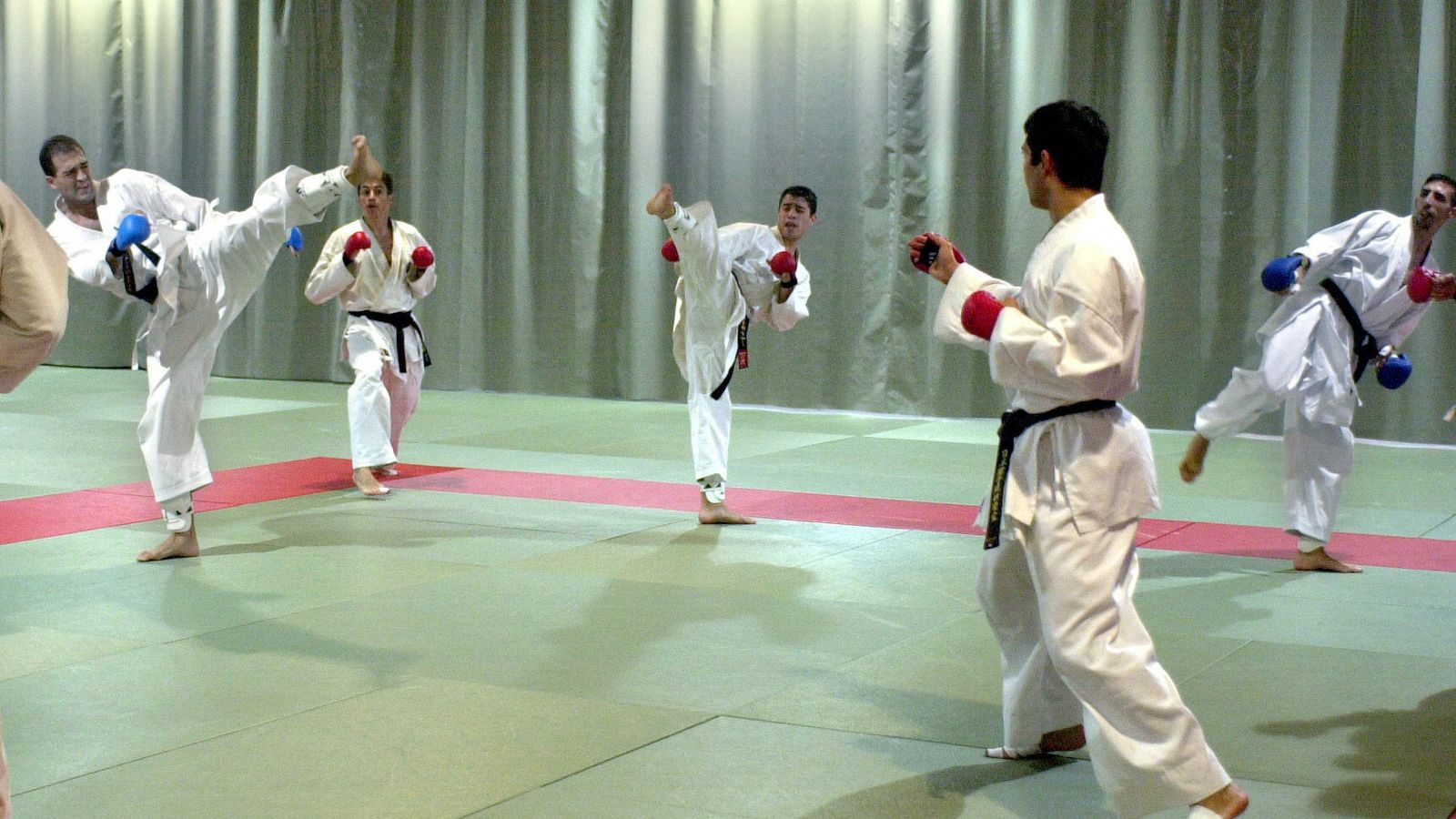 El karate es beneficiosos en cualquier edad.