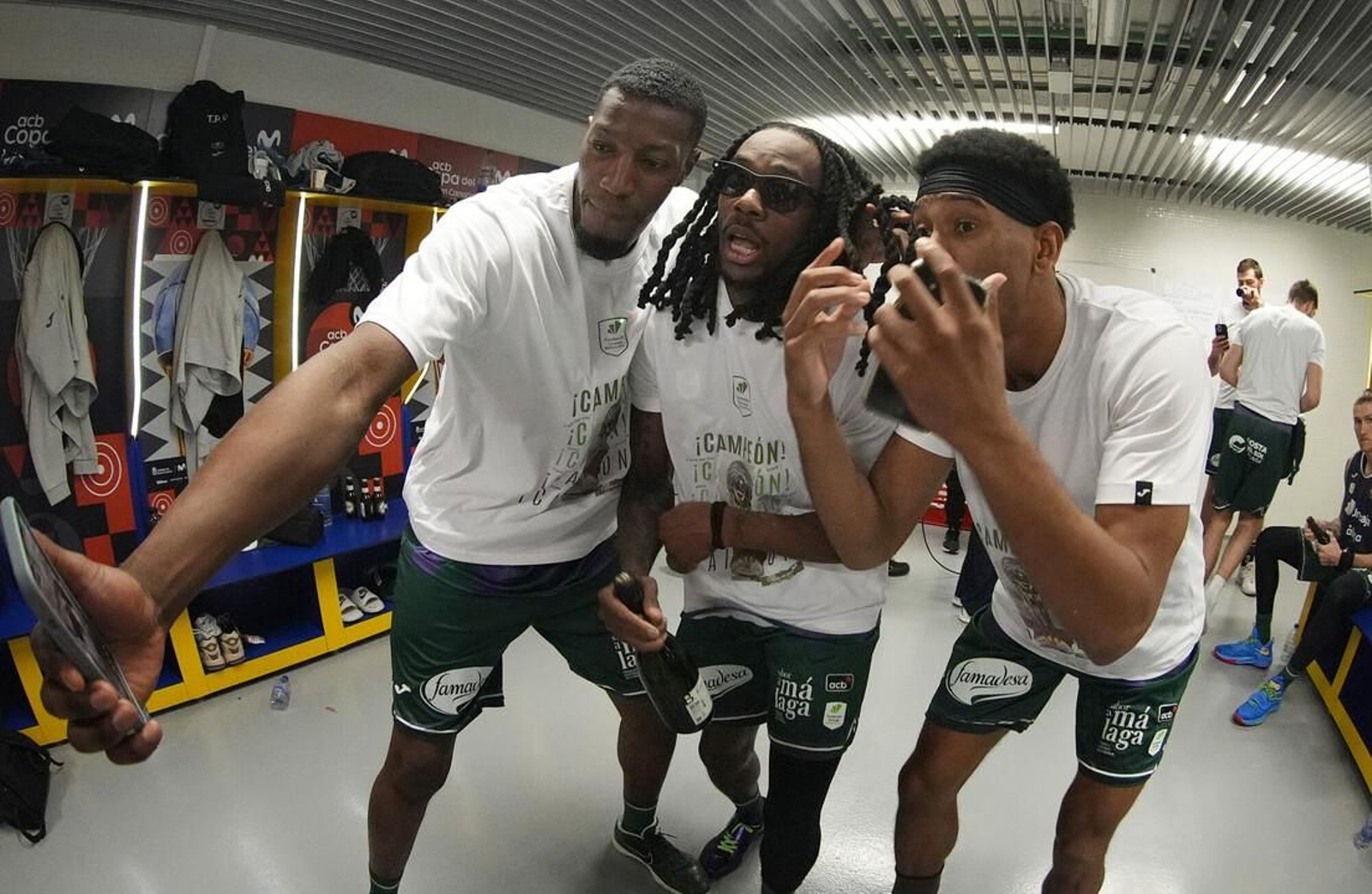 El Unicaja, campeón de Copa: Todas las imágenes del partido, la fiesta y la llegada a Málaga