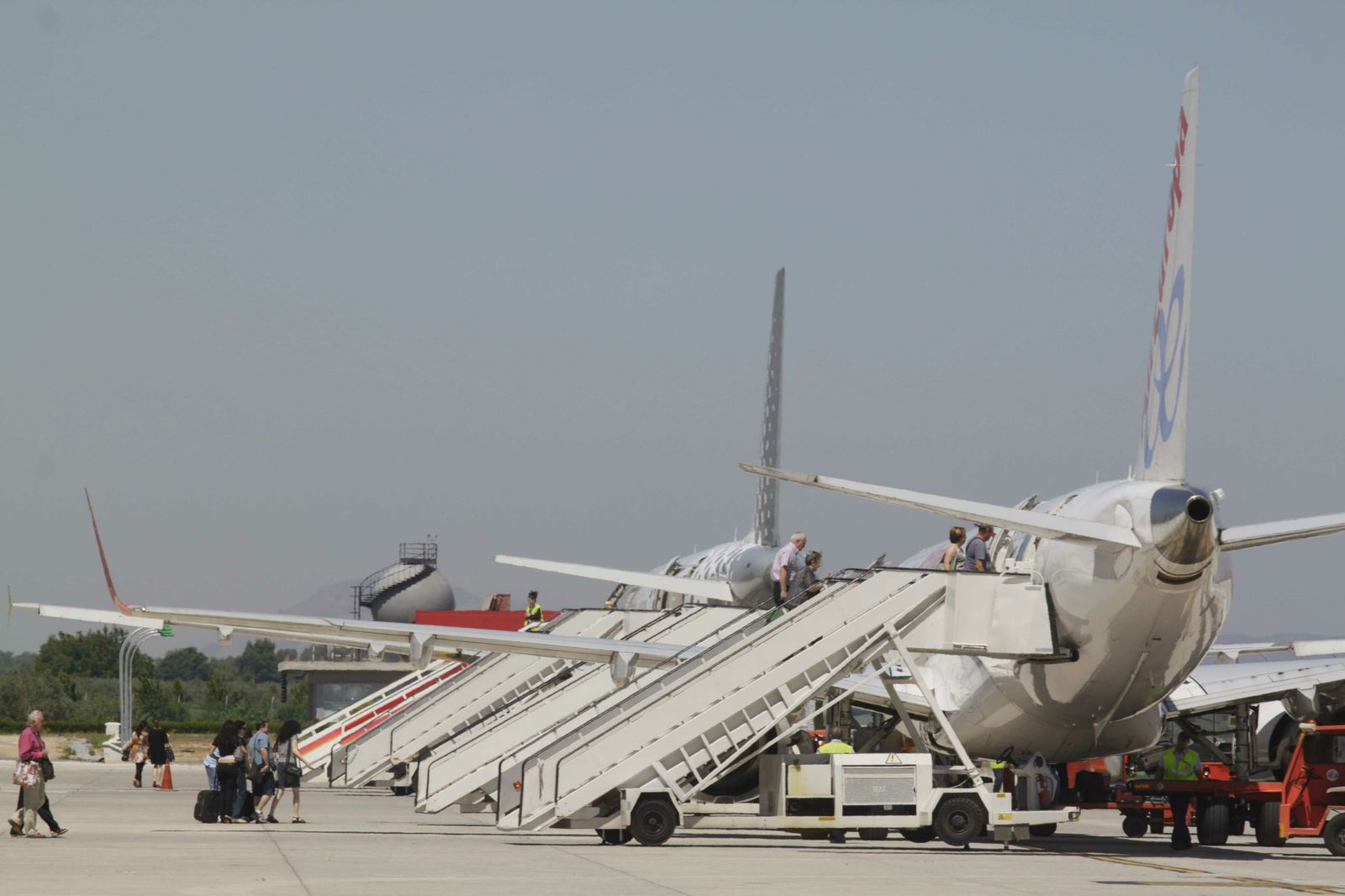 Air Nostrum adelanta el vuelo Granada-Valencia: se podrá viajar en avión a las Fallas
