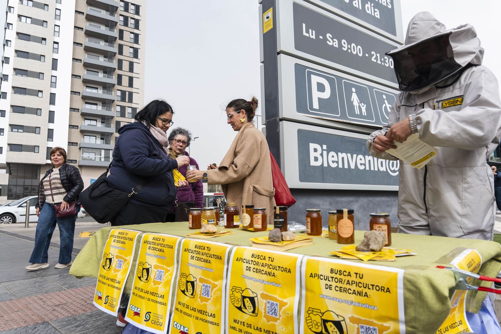 Las imágenes de las catas de miel en Almería