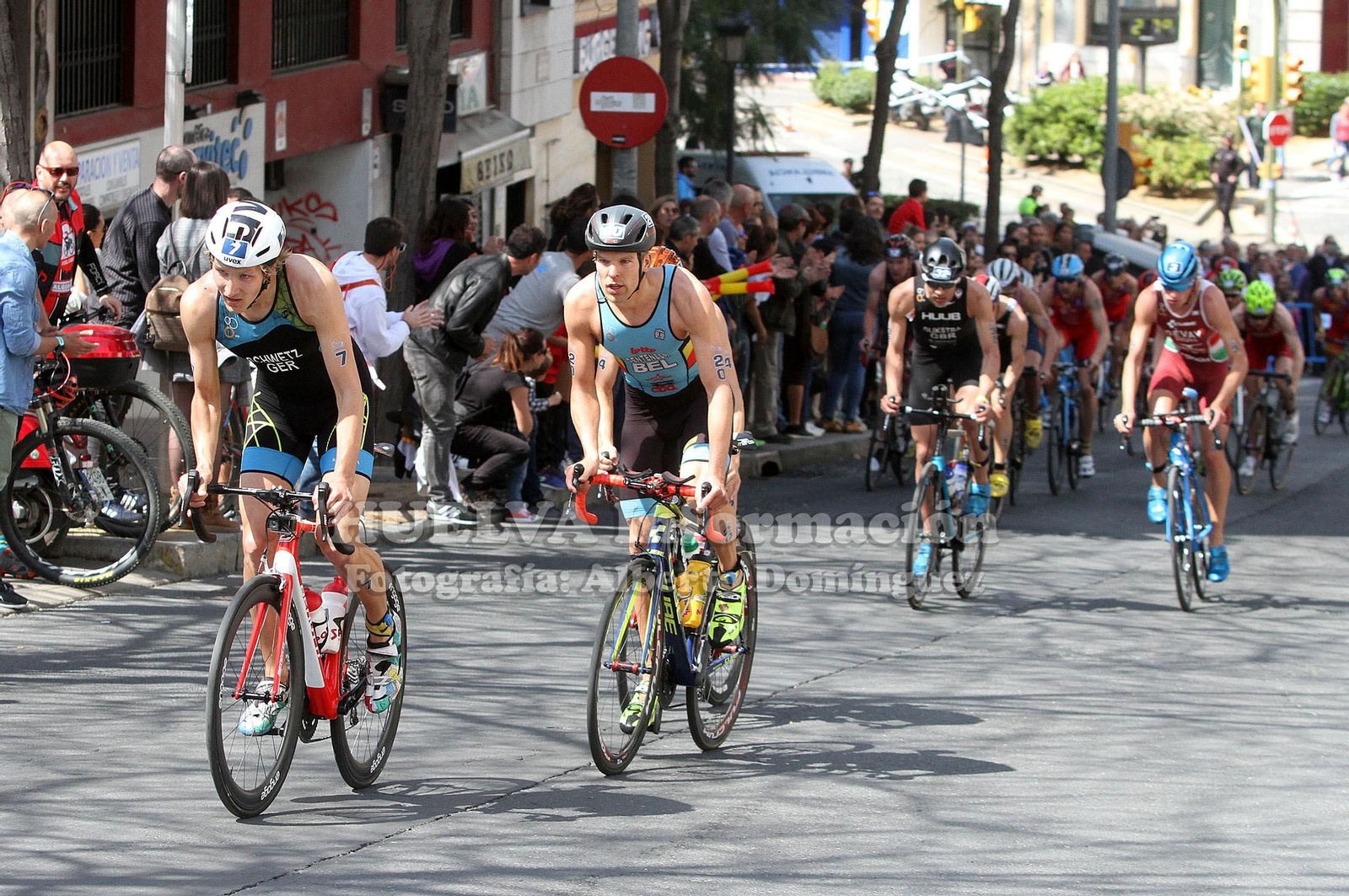 Triatlón en Huelva, imágenes de la Copa de Europa y Campeonato Iberoamericano