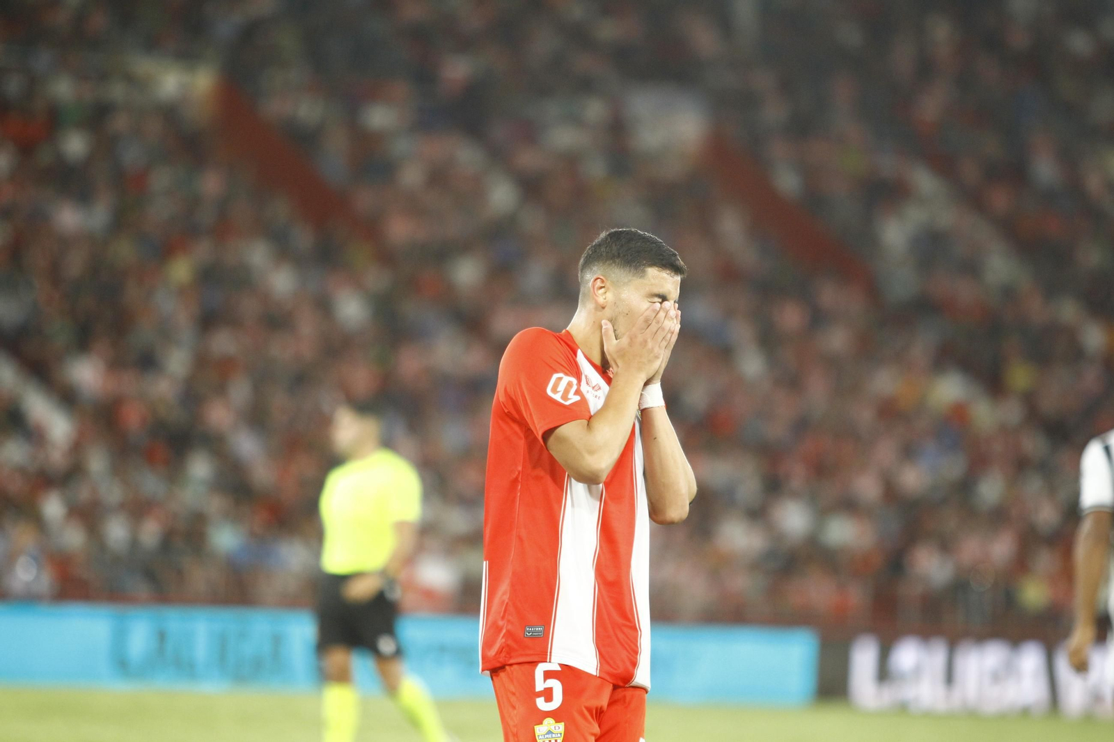 El partido U.D. Almería-C.D. Castellón en imágenes