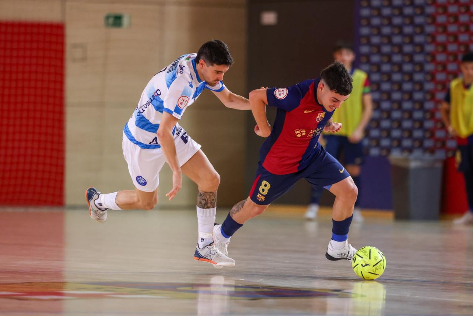 Barça B-Málaga Ciudad Redonda: Ejercicio de fe y resistencia malagueña en la Joan Gamper