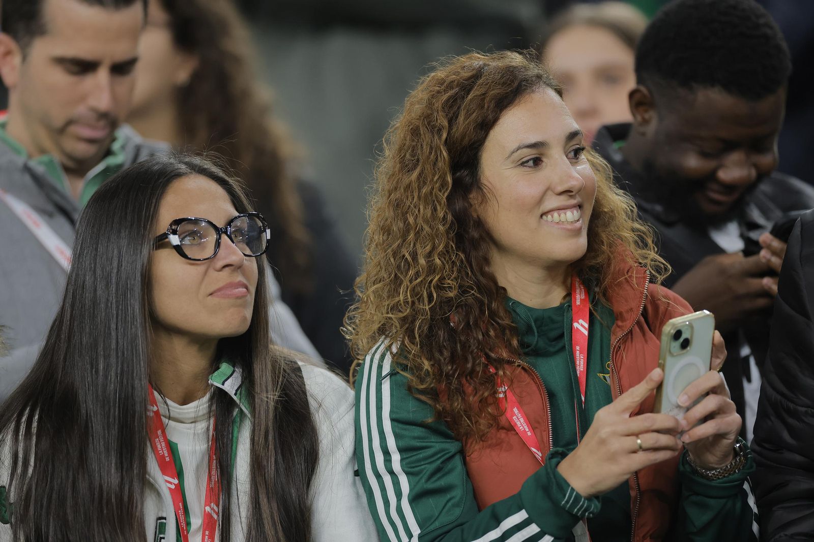 Búscate en las fotos del Betis - Utrecht