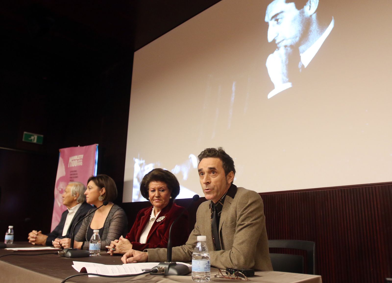 Imágenes de la  presentación de los actos por el nacimiento de Manolete.