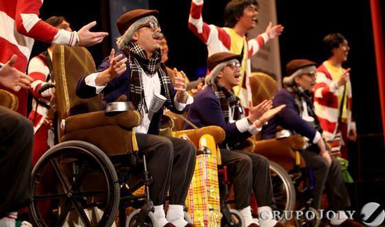 Chirigota 'Haciendo el camino con Santiago'

Foto: Jesus Marin