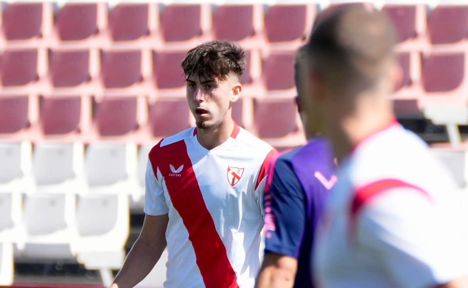 El central mallorquín Leo Mascaró, en un partido con el Sevilla Atlético.
