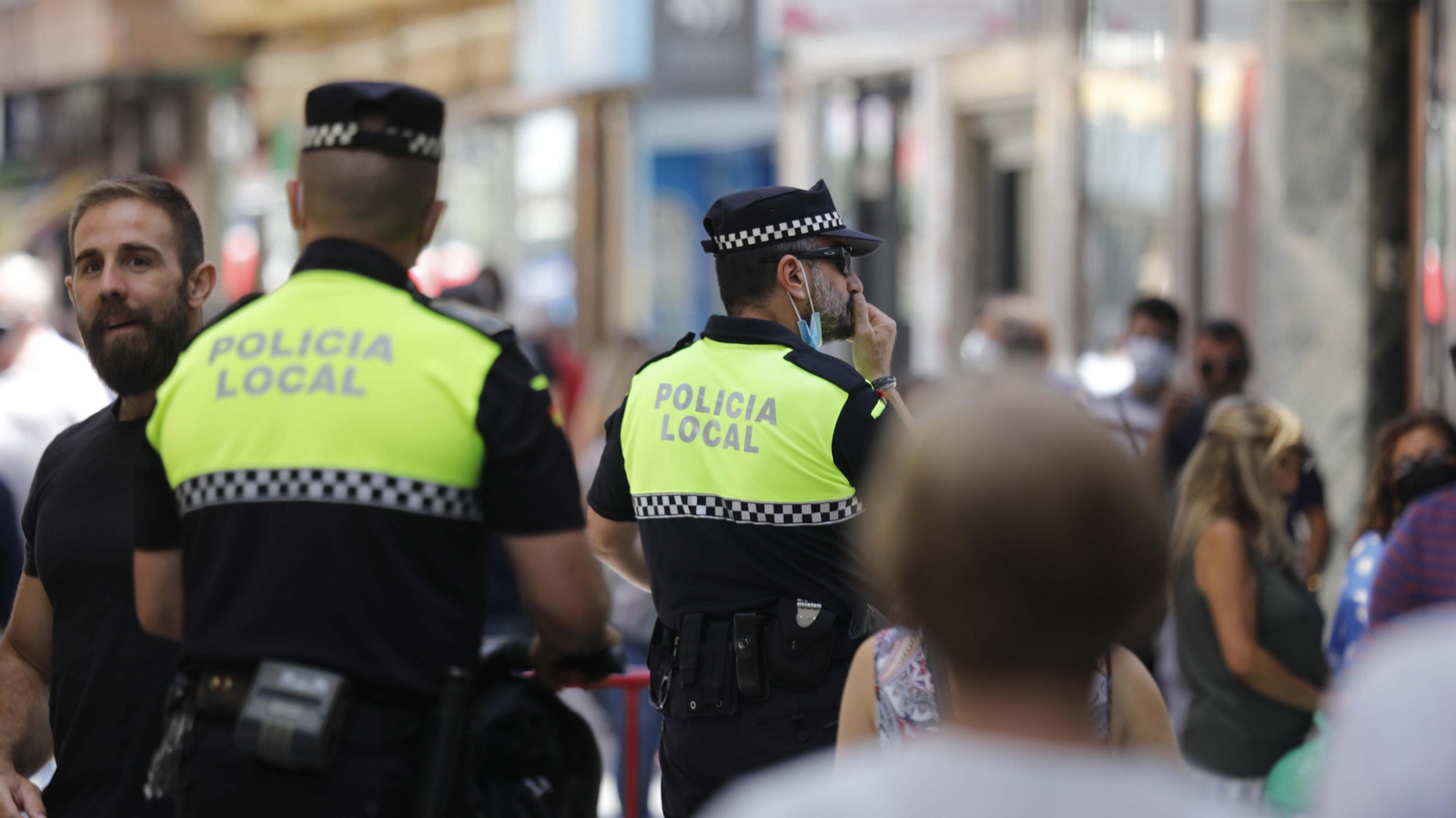 Las fotos del primer día sin mascarilla obligatoria en el Campo de Gibraltar
