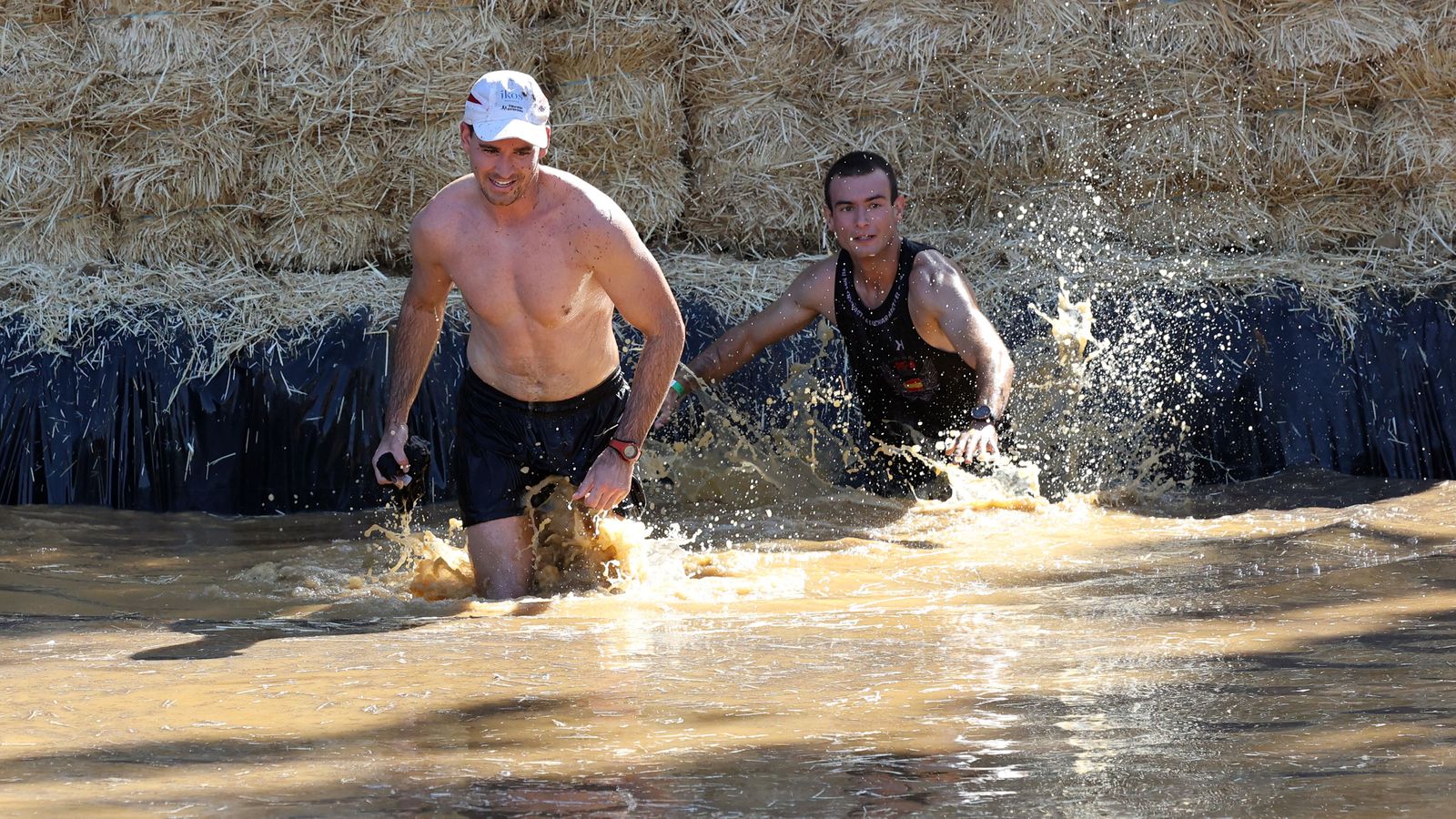 Búscate en la V Carrera del Barro de La Barca
