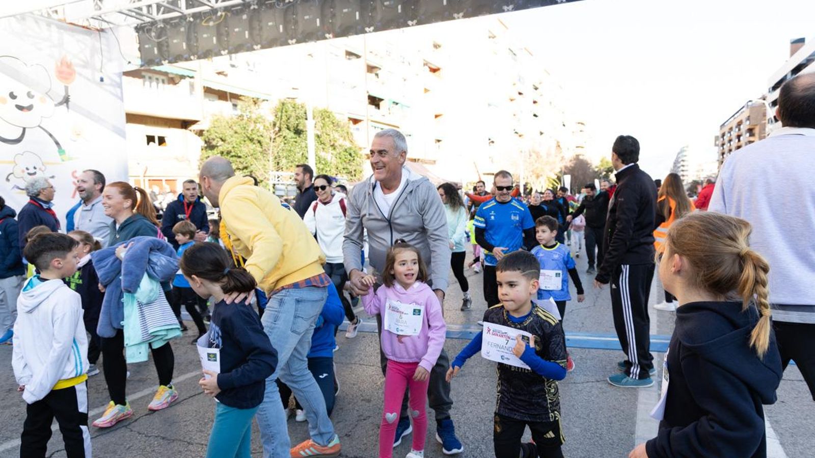 En imágenes: Los niños y niñas de los colegios de Jaén, protagonistas de la San Antón Escolar