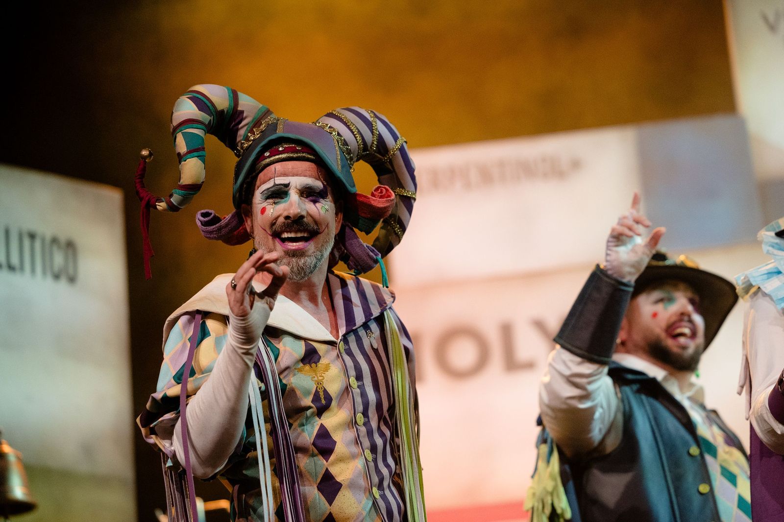 Búscate entre las mejores imágenes de la sexta sesión de cuartos de final del COAC 2026