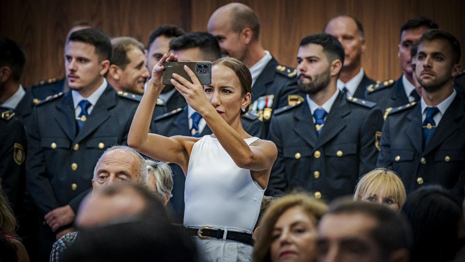 Las imágenes de la celebración del acto del Día de la Policía Nacional en Cádiz.