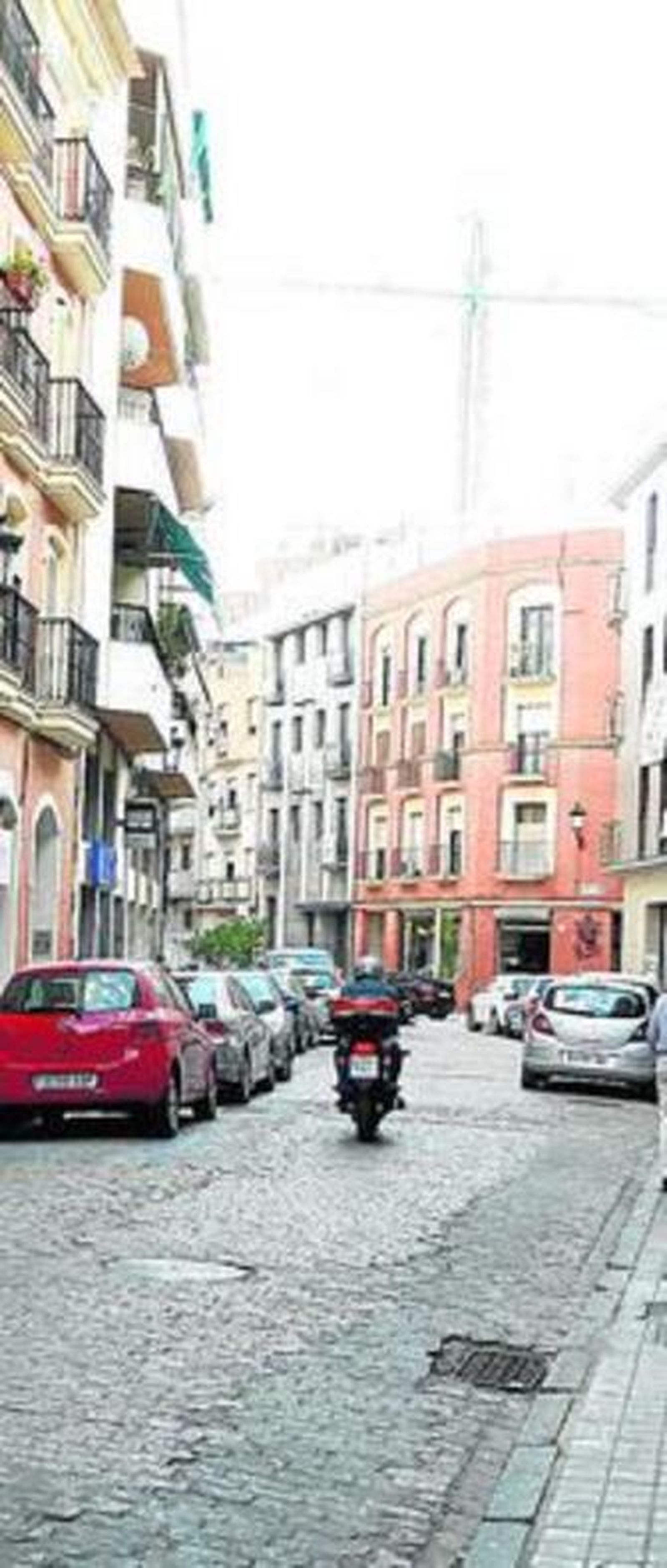 La calle Rascón, en la que se están realizando obras.
