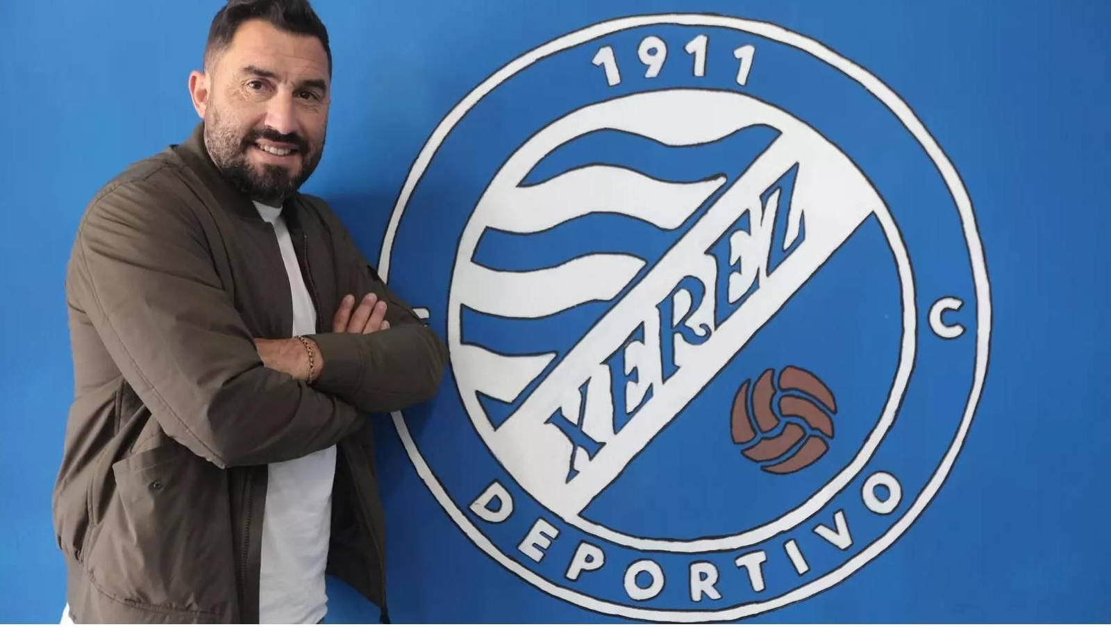 Antonio Fernández ya no es entrenador del Xerez DFC tras la derrota ante el Extremadura.